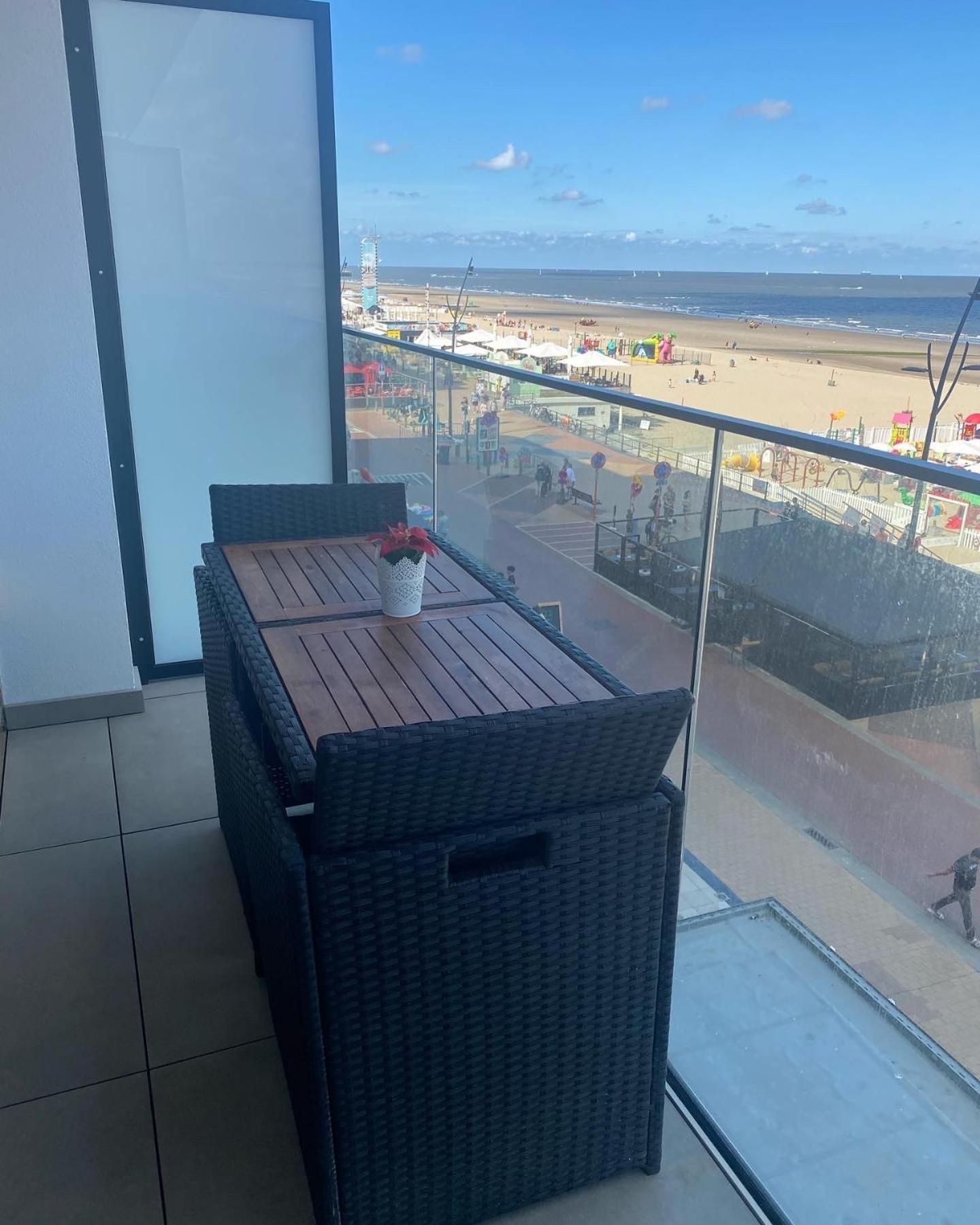 Superbe Vue Avec Balcon
